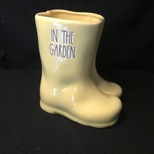 Rain Boot Planter. NEW Rae Dunn - In The Garden Yellow Planter / Pot Decor.